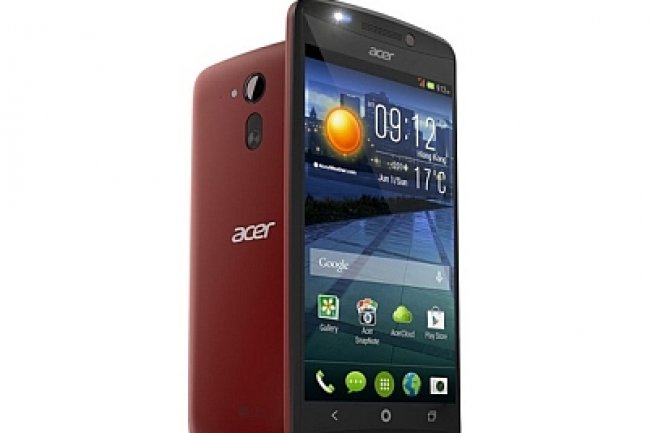 Parmi les quatre modles de smartphones Android annoncs par Acer, le Liquid E700 fait figure de modle milieu de gamme. 