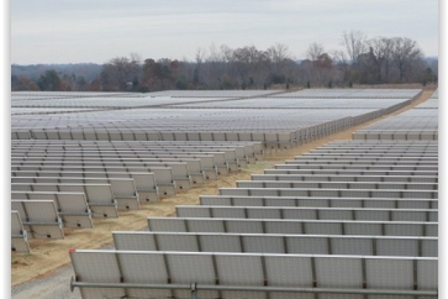 Avec cette 3e ferme de panneaux solaires, Apple devrait dgager une puissance nergtique de 17,5 mgawatts supplmentaires. (crdit : D.R.)