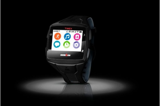 L'Ironman One GPS+ permet à son utilisateur d'envoyer sa localisation en cas d'urgence. (cliquer sur l'image / Crédit : Timex)