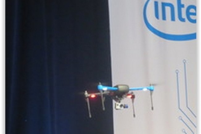 Le quadcopter 3D Robotics au Intel Developer Forum. (crédit : D.R.)