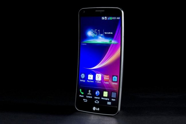 Résolument haut de gamme, le G Flex 2 de LG repose sur une puce Snapdragon 810. (crédit : D.R.)