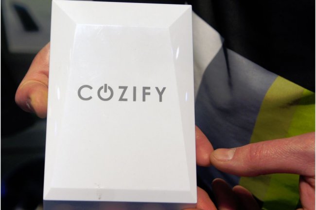Le boîtier que Cozify veut placer au coeur de la maison connectée supporte les protocoles de communication sans fil Zigbee et Z-Wave (crédit : IDGNS).