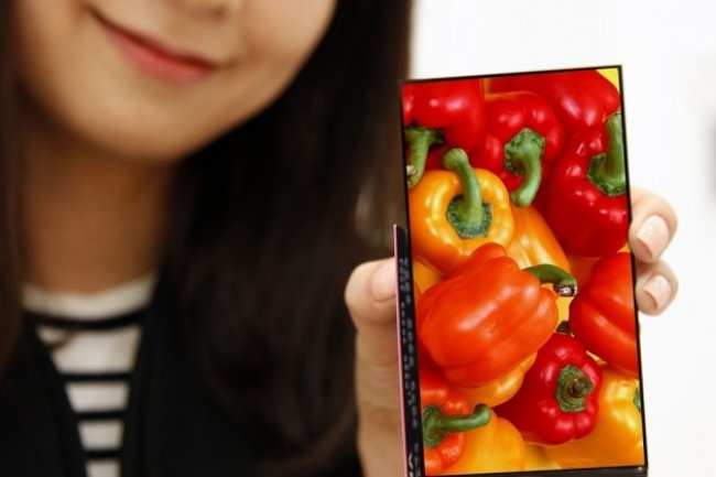 La technologie Neo Edge de LG permet de concevoir des smartphones avec un écran doté d'une bordure de 0,7 mm.
