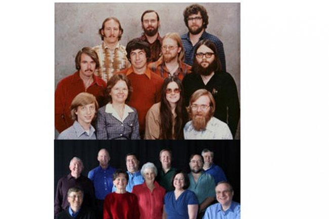 En 2008, Microsoft avait ralis une photo de groupe sur le modle de celle prise en 1978, runissant les collaborateurs des premires annes. En bas  gauche, Bill Gates. (crdit : Microsoft)