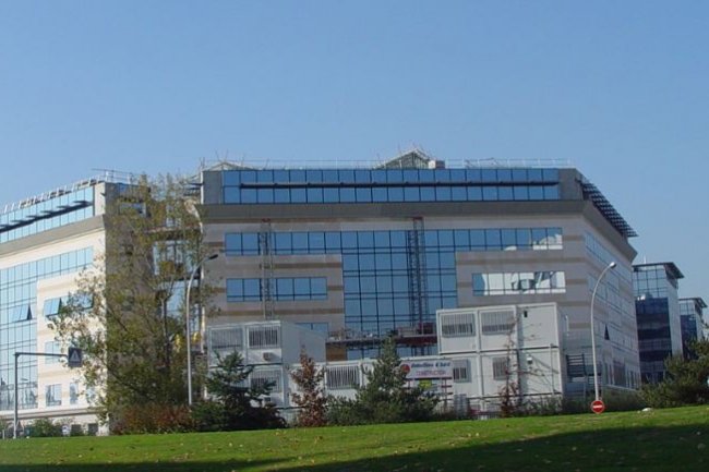 Le centre de recherche d'Alcatel-Lucent à Vélizy-Villacoublay. Crédit: D.R