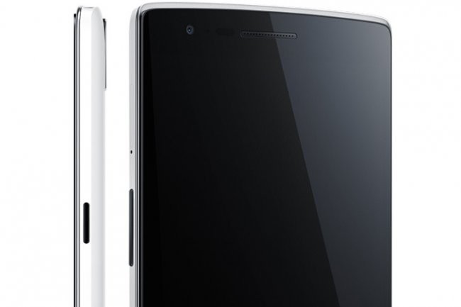 Peu de photos du OnePlus 2 circulent aujourd'hui mais il sera un peu plus rectangulaire que son prdcesseur ci-contre.
