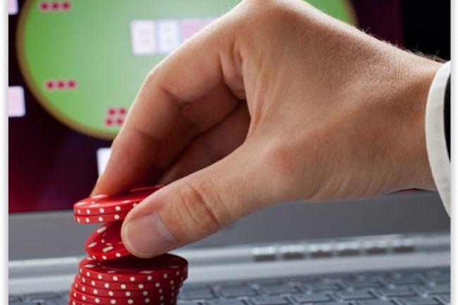Les joueurs de poker en ligne doivent se montrer, comme tous les internautes, vigilant en matière de sécurité web. (crédit : D.R.)