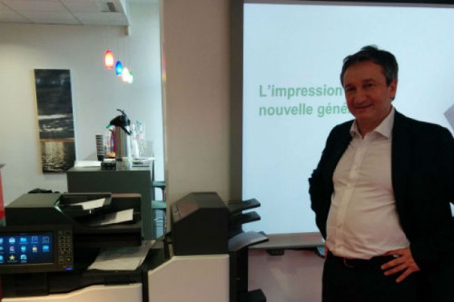 Etienne Maraval, directeur marketing de Lexmark France, explique que le fabricant souhaite se concentrer sur le développement de logiciels et de services pour accompagner ses produits. (Crédit D.R)