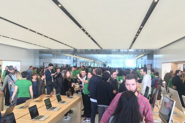 L'Apple Store de Marseille le jour de son inauguration le 14 mai. Crdit photo : D.R.
