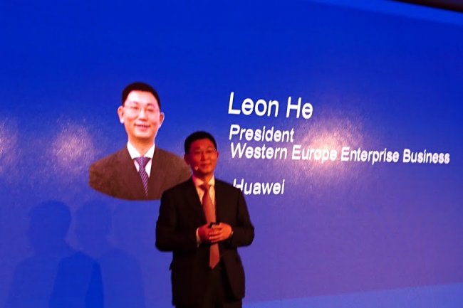 Leon HE,  CEO de Huawei Enterprise BG pour l'Europe, entend devenir le leader dans les technologies de l'information et de la communication pour accompagner la transformation numérique dans les entreprises.