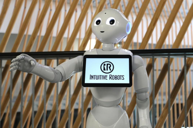 Le robot Pepper sera prsent en invit spcial de la matine-dbats IT Tour  Nantes le 13 octobre. (crdit : Intuitive Robots)