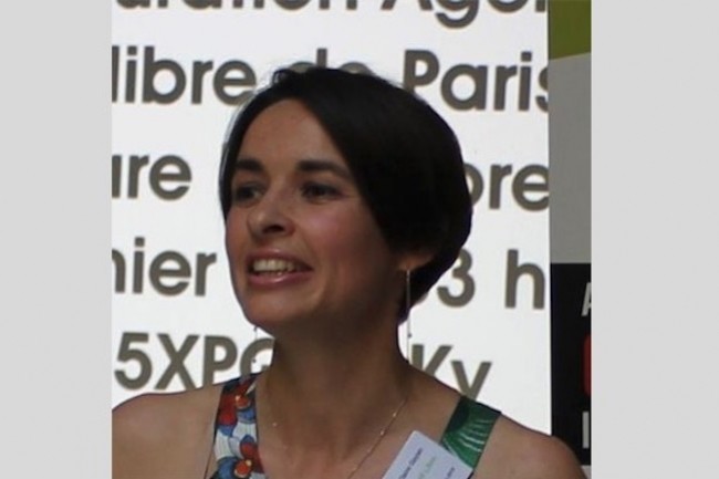 Claire Gayan dirige l'agence parisienne d'Objectif Libre.