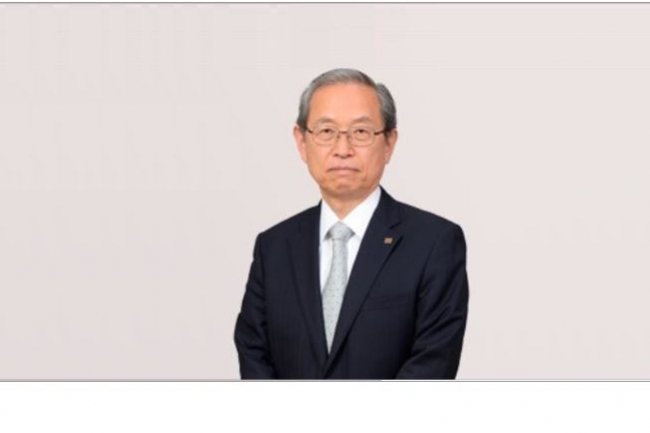 Satoshi Tsunakawa, CEO de Toshiba, a annonc aujourd'hui que le groupe japonais devrait sans doute se sparer de la majorit de son activit mmoire. (crdit : Toshiba)