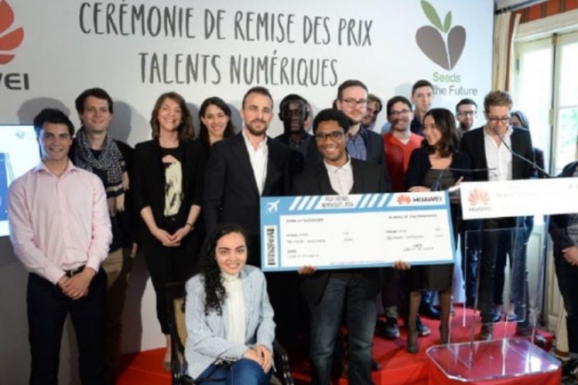 Les laurats 2016 du concours Talents Numriques cr par Huawei ont  dvelopp des applications sur le thme de la France numrique de demain. Crdit: D.R. 