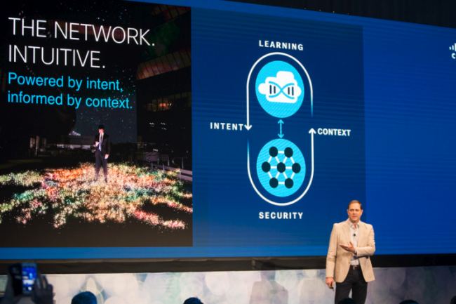 Chuck Robbins, CEO de Cisco, a dtaill la mise en route du programme intent-based networking. (Crdit Cisco)