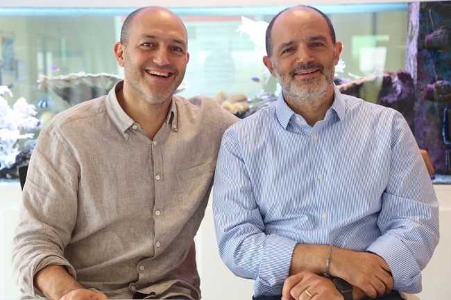 Avec Securiview, les deux co-fondateurs de Linkbynet, Patrick et Stéphane Aisenberg – respectivement DG et président – signent leur deuxième acquisition. (Crédit : C.R.)