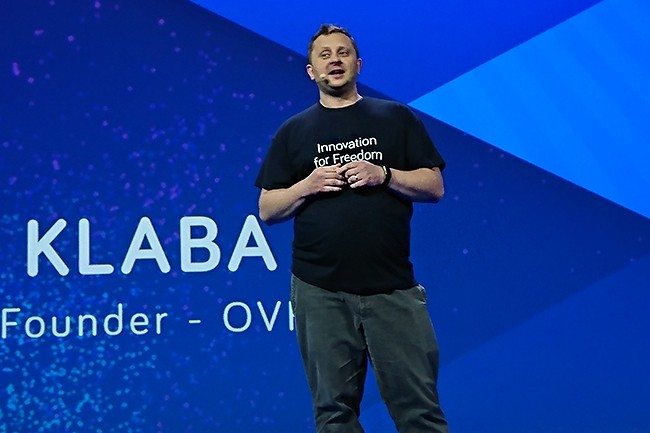Lors de l'OVH Summit 2018, Octave Klaba avait annoncé refondre l'organisation de son entreprise en quatre divisions afin de clarifier l'offre d'OVH. (Crédit : Nicolas Certes)