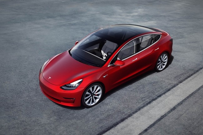Le Model 3 de Tesla est sorti en octobre 2017. (Crdit : Tesla)