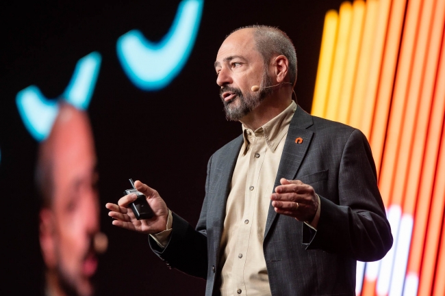 Le CEO de Pure Storage Charles Giancarlo met en avant l'exprience multicloud propose aux entreprises. (Crdit Pure Storage)