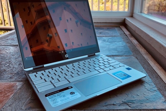 Abordable, design solide et bonne autonomie sont les atouts de ce Chromebook x360 de HP. (Crdit Photo : IDG)