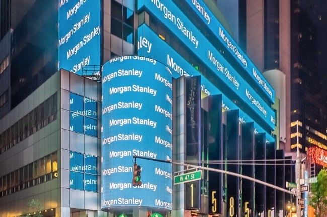 La mésaventure de Morgan Stanley (ci-dessus son siège newyorkais) devrait alerter d'autres établissements bancaires sur l'importance de protéger les données de leurs clients stockées sur des équipements en fin de course. (Crédit photo : Ajay Suresh/Wikipedia/Creative Commons)