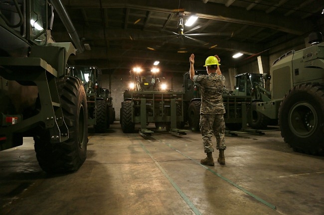 Le DOD veut tester toutes les capacités de la 5G dans un des entrepôts du corps des Marines, à Albany en Géorgie. (Photo Nathan Hanks / US Marine Corps)