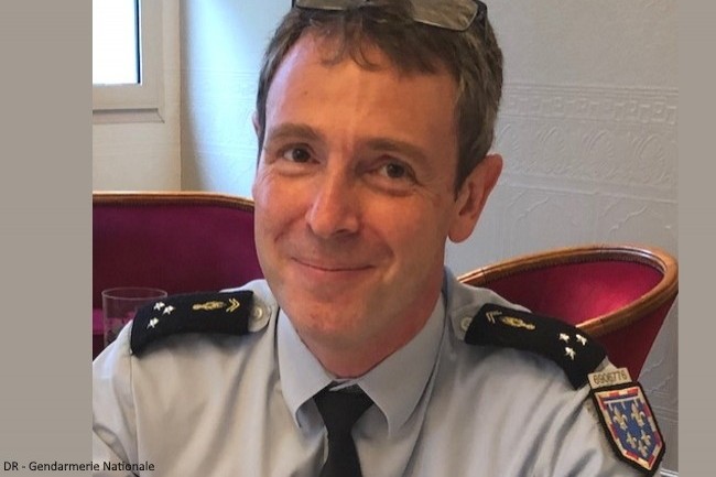 Le gnral de division Frdric Aubanel succde au gnral Bruno Poirier-Coutansais  la tte du ST(SI), DSI commune  la gendarmerie et  la police nationale.