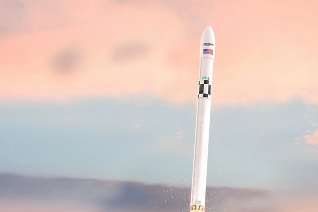Les deux prototypes du projet Kuiper sont censés être lancés sur une fusée expérimentale appelée RS1, actuellement développée par la startup ABL Space Systems. (Crédit : Amazon)