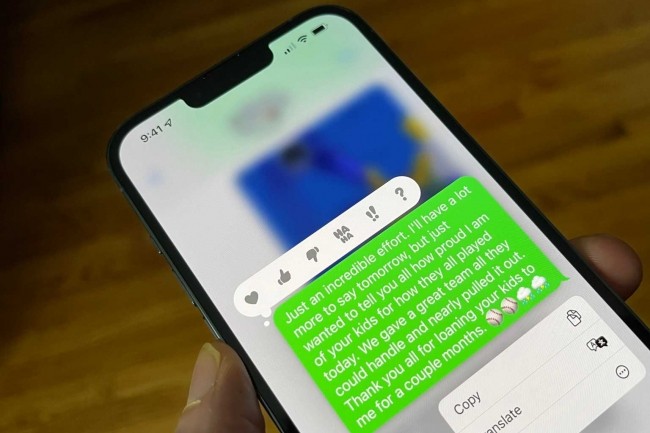 Google a récemment mis à jour sa propre application Messages pour prendre en charge les interactions iMessage telles que « j’aime » et « rire ». (Crédit : IDG)