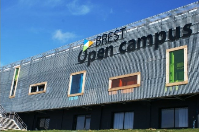 Le campus d'enseignement supérieur privé Open Campus accueille l’école Learn IT School of Technology dans la métropole bretonne. (Crédit photo : Open campus) 