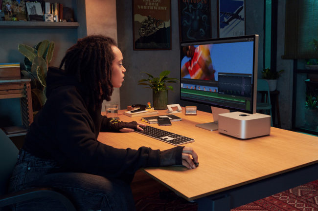 Le Mac Studio d'Apple relance le concept du Mac Mini dans un format plus imposant : presque un Nextcube. (Crédit Apple)