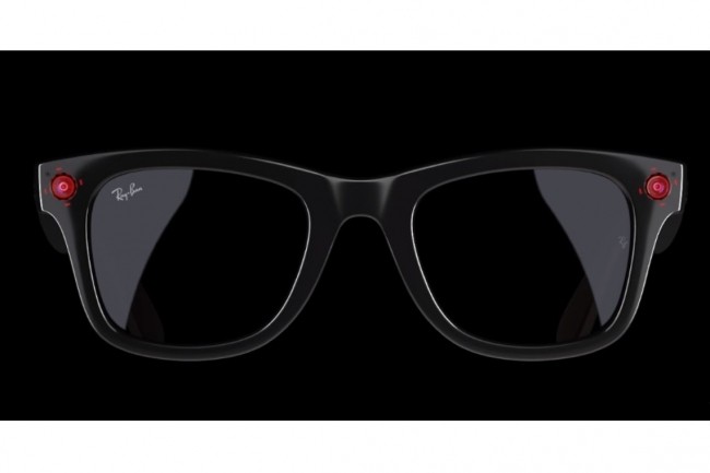 Souriez vous serez bient�t film�s gr�ce � ces lunettes Ray-Ban Stories lanc�es en partenariat avec Meta. (cr�dit : Ray-Ban/Meta)