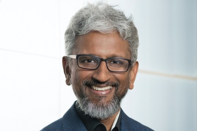 A la tête de la division AXG d'Intel, Raja Koduri dirige une unité chargée des solutions HPC et graphiques. Il a notamment piloté la mise au point de l'architecture de GPU Xe et de la technologie oneAPI. ( Crédit : Intel) 