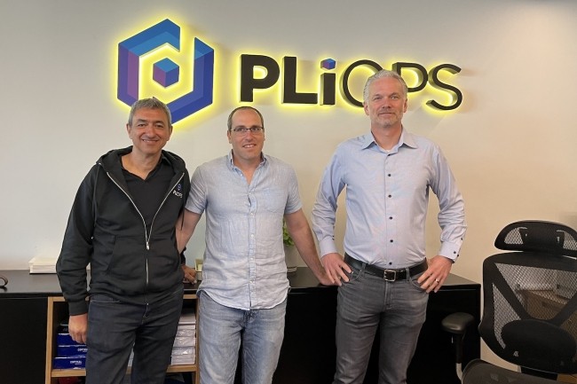 Les dirigeants de Pilops - Aryeh Mergi, président et cofondateur, Uri Beitler, CEO et cofondateur, et Steve Fingerhut, CBO - à Tel Aviv début avril. (Crédit S.L.)