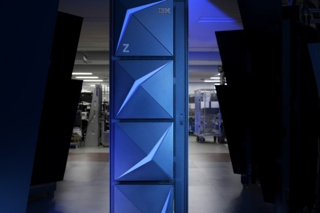 Dans le cadre de l'Open Mainframe de la Fondation Linux, Broadcom a donné un IBM z15 pour les différents travaux. (Crédit Photo : IBM)