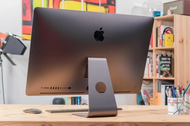 Apple planche sur un modèle d'iMac Pro avec un écran ProMotion et une puce M2 Pro/Max. (Crédit : Foundry)