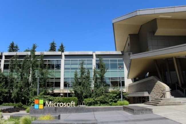 Microsoft a dclar qu'il s'attend  ce que sa marge brute sur le cloud au troisime trimestre diminue d'un point de pourcentage. Crdit photo : Coolcaesar/Wikipedia 