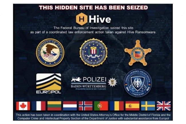 « Les forces de l'ordre ont fourni la clé de déchiffrement aux entreprises qui avaient été compromises afin de les aider à déchiffrer leurs données sans payer la rançon », a annoncé Europol après la mise à plat des activités liées au ransomware Hive. (crédit : Département de la Justice US)