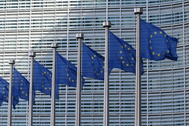 L'UE multiplie les programmes d'aide au développement de champions technologiques européens. (Crédit : Guillaume Périgois/Unsplash)