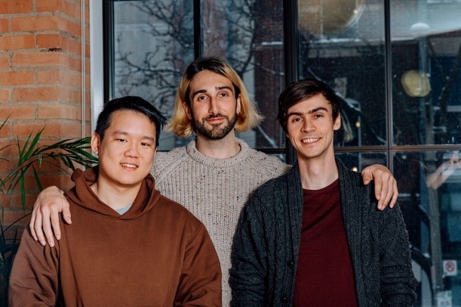 De gauche à droite : Ivan Zhang (Co-fondateur), Aidan Gomez (co-fondateur et CEO), Nick Frosst (co-fondateur). (Crédit : Cohere)