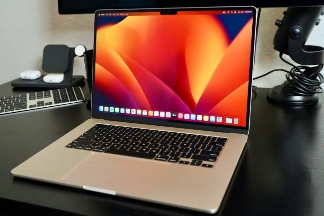 Test Apple MacBook Air 15 pouces : Toujours convaincant, mais en plus grand  - Le Monde Informatique