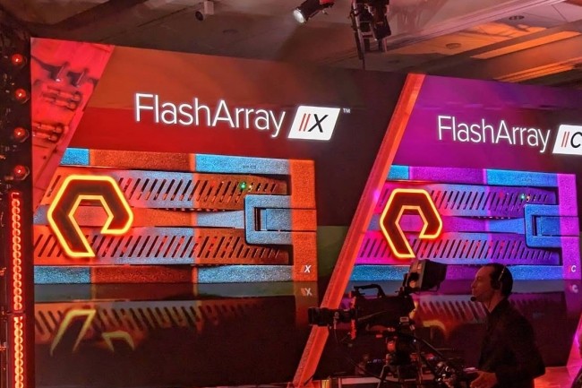 Les derniers FlashArray X et C R4 de Pure Storage partagent une base matérielle reposant sur des contrôleurs Xeon Sapphire Rapids d'Intel. (crédit : D.F.)