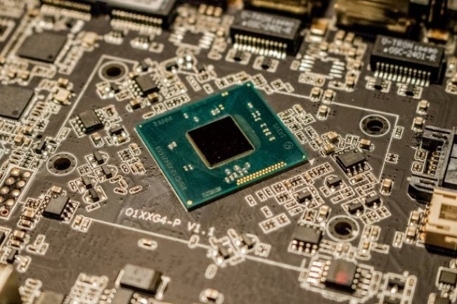 Les ventes mondiales de semiconducteurs devraient représenter 633 Md$ de revenus en 2024. (Crédit photo : Jeremy Waterhouse / Pexels)