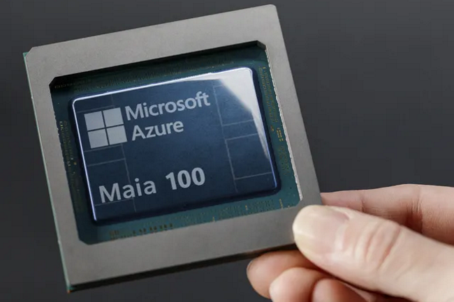 A l'occasion de la conférence Ignite, Microsoft a présenté ses deux puces nommées Maia pour l'IA et Cobalt pour le cloud. (Crédit Photo: Microsoft)