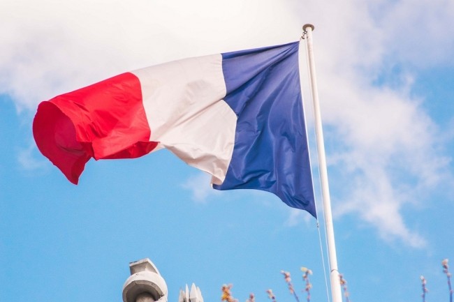 La France est le premier pays  transposer la directive europenne CSRD pour le reporting RSE. Avec,  la cl, d'importants enjeux data pour les entreprises. (Photo : Unsplash/Nileane)