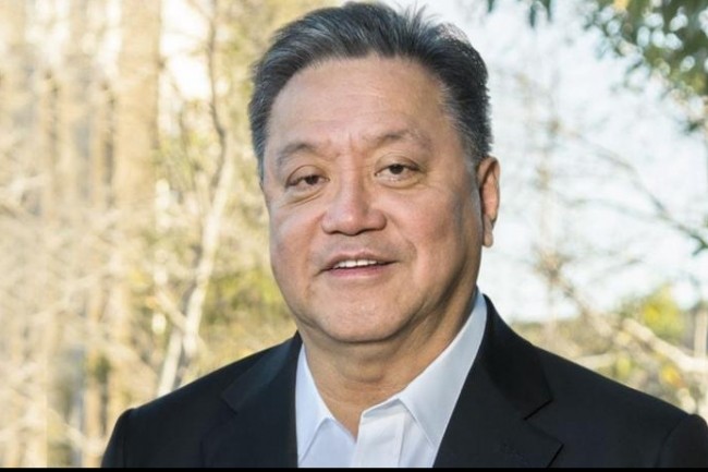 Hock Tan, le PDG et prsident de Broadcom a indiqu qu'il s'engageait  investir  immdiatement  2 Md$ supplmentaires sur un an pour  mieux librer la valeur pour les clients . (Crdit photo : Broadcom)