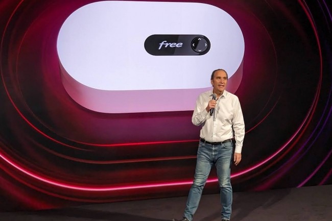 Xavier Niel, fondateur et président de Free, lors du lancement de la dernière box Internet Ultra au siège parisien de l'opérateur ce 30 janvier 2024. (crédit : D.F.)