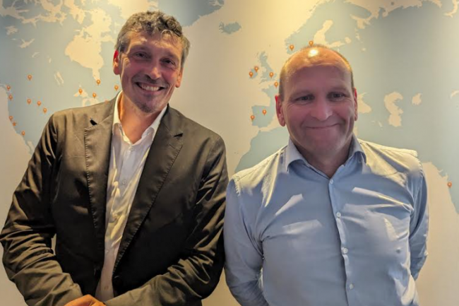 Hubert Cott, directeur gnral de Workday France ( gauche), et Pierre Gousset, vice-prsident EMEA avant-ventes, ont fait le point sur l'actualit de l'diteur. (Crdit Photo : DF)