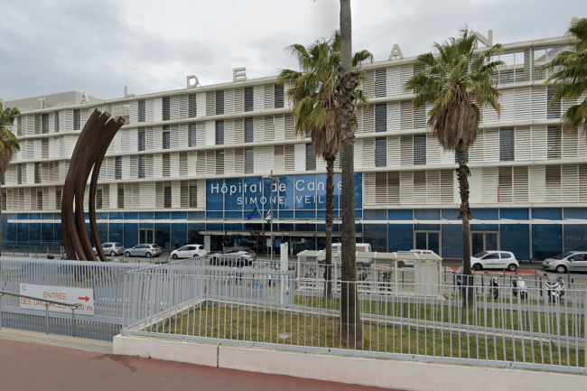 La direction du centre hospitalier Simone Veil  Cannes a condamn la publication de donnes sensibles et personnelles suite au piratage dont elle a t victime le mois dernier. (crdit : Google Street View)