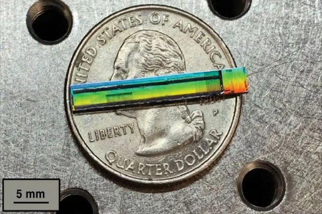Des chercheurs ont travaill sur un prototype d'imprimante 3D plus petit qu'une pice de monnaie. (Crdit Photo: MIT)
